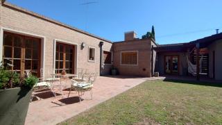 Casa Las Clivias - Lobos - 3