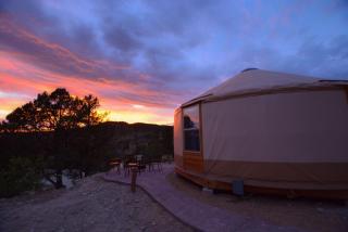 Yurt Overlook #10 with AC and Private Bath 2 Kings - Orderville - 0