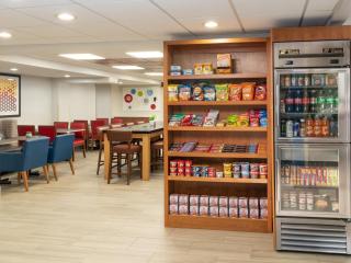 Holiday Inn Express Rochester-Greece - 4