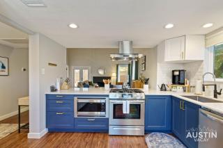 Spacious Living in S Austin Home Gym Office - Austin - 9