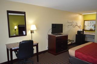 Econo Lodge Lake Charles University Area - 3