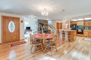 11 Mi to Cathedral Hills Home with Wooded Views! - 2