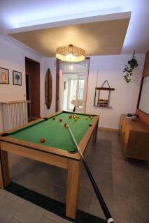 Plain-Pied - 5 couchages - Billard - BabyFoot - Terrasse - Jardin - Véranda - 4 chambres & canapé convertible - Netflix - Amazon Prime - WIFI - Stationnement gratuit devant - Verdun Centre - Géré par Presta-Zen'Services - 7