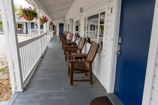 Yardarm Motel - Searsport - 3