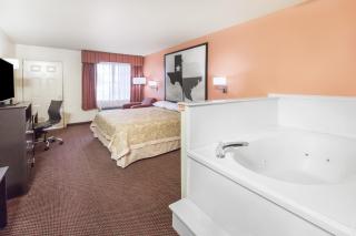 Premier Inn - Palestine - 1