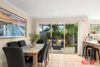 HOLLYDENE 2 - 6 Guests - 6