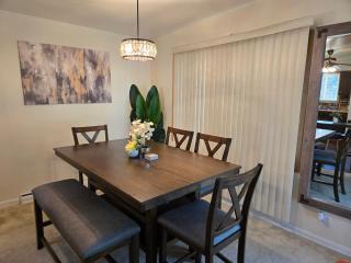 FlexStay - Dolton - - 7
