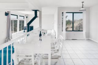 Breathtaking view of the Hills with HotTub, Pool and Pool Table - - 2