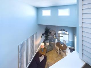 Royal Mansions, Ocean View Penthouse Condo - 3