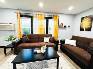 Countryside Home with Rustic Feel in heart of Corning - Corning Manor - 7