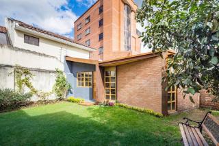 avocado tree garden at the heart of the city! - Cuenca - 1