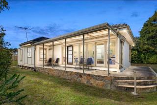 Charming Beach Retreat - 0