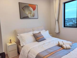 Orewa family holiday house with 3 bed-rooms view on deck near cafe, bush & river - Orewa - 9