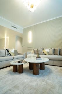 Exclusive 3 Bedrooms Apartment - Dubai - 2