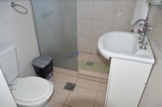 Hermosa casa hasta 4 pax con jardín y estacionamiento - Junín - 1