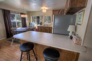 Cozy Cabin home - South Lake Tahoe - 2