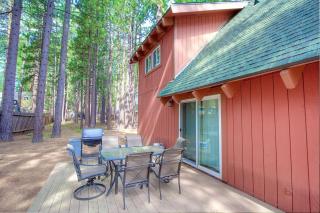 Snowshoe Chalet cabin - 6
