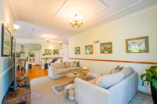 Horse Club Retreat 3 Bedrooms - Dairy Flat - 3