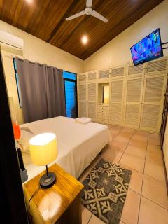 Apartamento dos habitaciones baños completos WiFi y AC todo el apto, San Salvador, Colonia escalón - San Salvador - 8