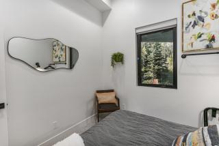 9005B - Luxury Two Bedroom Den home - Solitude - 2