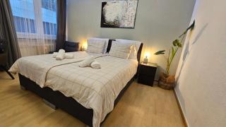 Top Central Stay - Cozy Bedroom & Kitchen in the Heart of the City and Hauptbahnhof - Wuppertal - 0