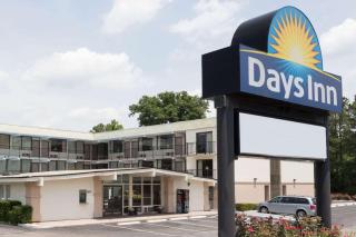 Days Inn by Wyndham Raleigh South - Raleigh - 0