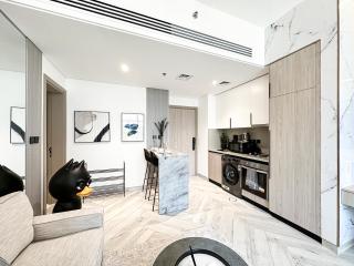 Indulge in a Regal Retreat at JVC - Dubai - 6