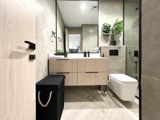 Indulge in a Regal Retreat at JVC - Dubai - 4