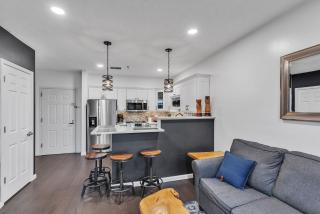 Grand Wood Suites - 2nd Floor Front Side Signature Suite 201 - Nashville - 3