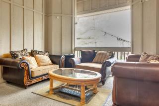 Grand Wood Suites - 3rd Floor Back Side Corner Penthouse Suite 308 - Nashville - 1