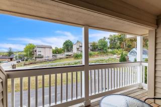 Grand Wood Suites - 3rd Floor Front Side Penthouse Suite 303 - Nashville - 1