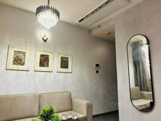 Minimalist Haven at 26th floor supernova - Neu-Delhi - 5