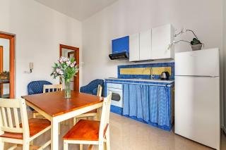 Cozy Apartments between Politeama and the Port - Palermo - 5