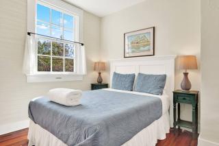 Historic Quarters at the Commissary Unit 2 - 7