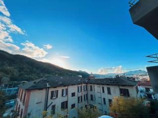 Free Parking! Lake Como, 5 min to Swiss - 7