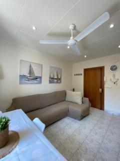 Apartaments Portbou Costa Brava - Portbou - 2