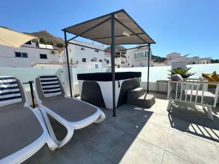 Modern 2 bed apartment, private roof terrace with jacuzzi - Competa Centre - Casa de La Plaza - Cómpeta - 6