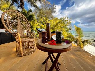Fare One Island Moorea - Haapiti - 3