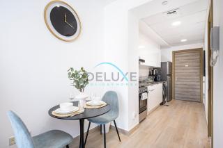 High-Rise Studio in Bloom Towers B, JVC by Deluxe Holiday Homes - Dubai - 8