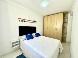 539 - Apartamento 2 dormitórios na praia de Bombas - Bombinhas - 2