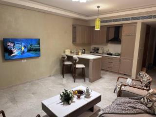 Sea Breez The Grant Hotel Apartment - Bilgah - 4
