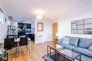 Sleeps 6, Stylish Apartment, Perfect For Groups, Long Term Disc - Liverpool - 6