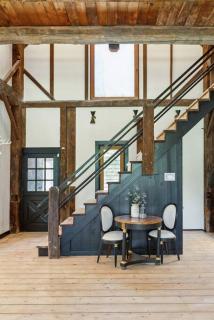Unique Fully Restored Landmark Barn in Hudson - Claverack - 7