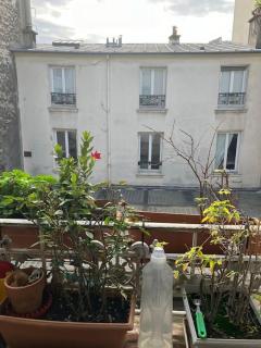 Grand Appartment "familial" non loin de la Butte Montmartre - París - 9