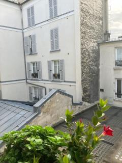 Grand Appartment "familial" non loin de la Butte Montmartre - París - 8