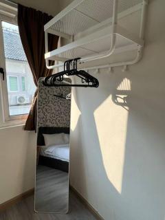 Karpal Singh Drive Seaside Georgetown 4BR-15pax by 3C - 2