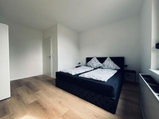 Große 80qm Wohnung mit mehreren Zimmern - - 5