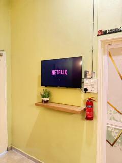 Seri Idaman Room and Studio - MusIim Only - 2