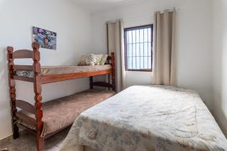Casa azul, 2 quadras praia-wifi-garagem -churrasqueira e fogão a lenha - Aceita Caes -Caiçara-Praia Grande - Praia Grande - 5