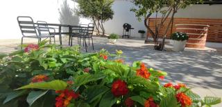 Casa con giardino - 0
